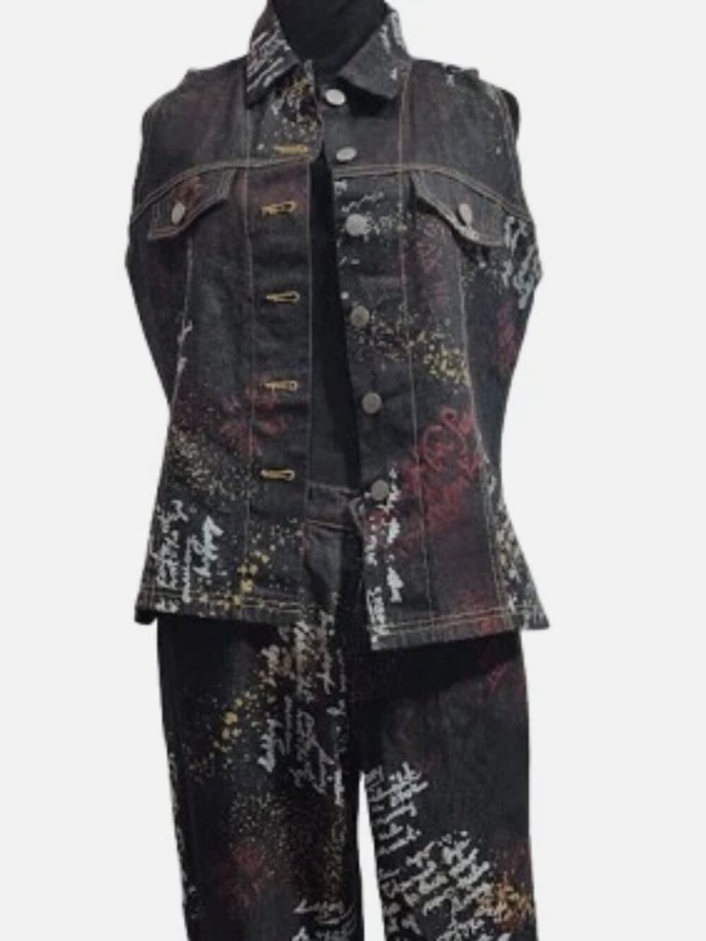 Vintage Dating U.S.A. Women's Urban Wear Denim Vest & Shorts Size M. Graffiti
